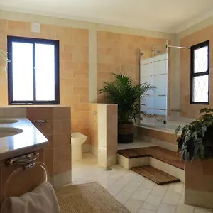 Bed & Breakfast Moments, Portimão